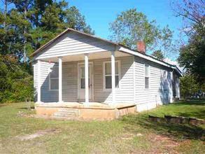 $36,000
Small house on almost two acres. Flat buildab...