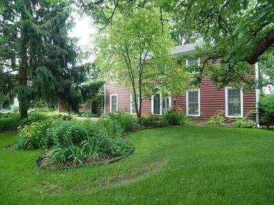 $374,900
2 Stories, Traditional - ST. CHARLES, IL
