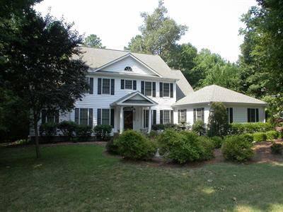 $374,900
Southern Charmer on over an Acre lot!