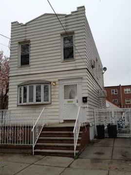 $375,000
Beautiful One Family Canarsie Home