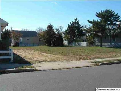 $375,000
Seaside Heights Three BR 2.5 BA, Building Lot; Least expensive