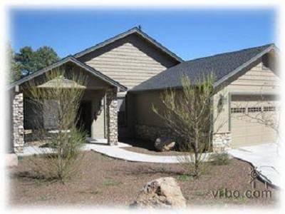 $379,000
Beautiful Home at Base of Mt Elden