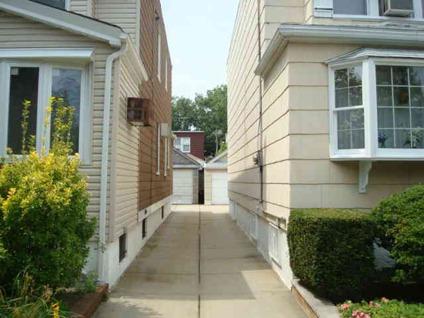 $379,000
Glendale 3BR 2.5BA, This property is a two family conversion