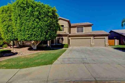 $379,000
Mesa 5BR 3BA, WOW! This beautiful PRISTINE Beazer home is