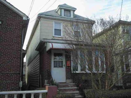 $379,500
Brooklyn 1.5BA, 1 family fully detached featuring 3 bedroom