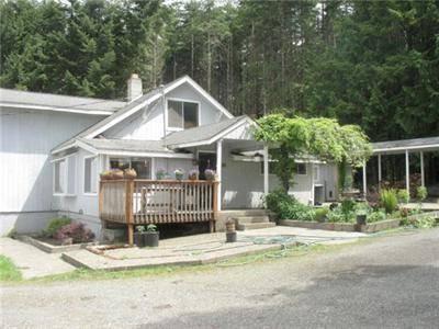$379,500
Private and secluded, yet minutes to I5!