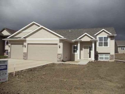 $379,800
Minot, Here is your new, next to new home! 4 bedrooms