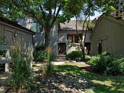 $379,900
Manor Home/Coach House/Villa - LAKE BARRINGTON, IL