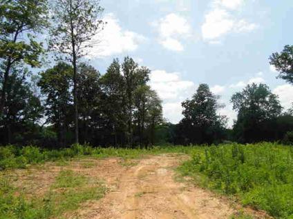 $37,500
Cookeville, Pretty 5.36 Acre tract situated outside City