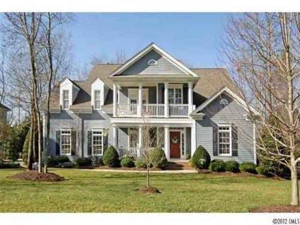 $389,000
Charming Charleston Style Home!