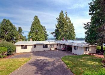 $389,000
Shelton 3BR, Expansive marine views and a flank to flank