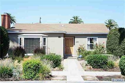 $389,000
Spacious 3 bedroom, 2 bath pool home in the Wrigley area of Long Beach.