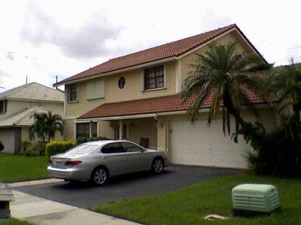$389,900
Davie Four BR 2.5 BA, A1665816 THIS IS THE ONE! GREAT FAMILY