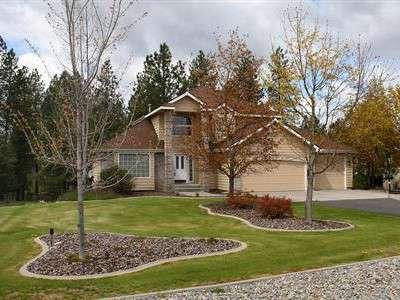 $389,900
JUST LISTED! Incredible Colbert home on 1 acre