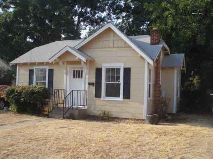 $38,900
Wichita Falls 2BR 1BA, Cozy updated home with new paint