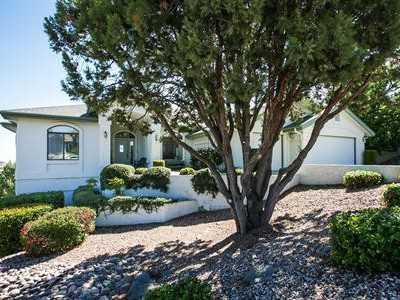 $394,500
Spacious Prescott Highlands Home