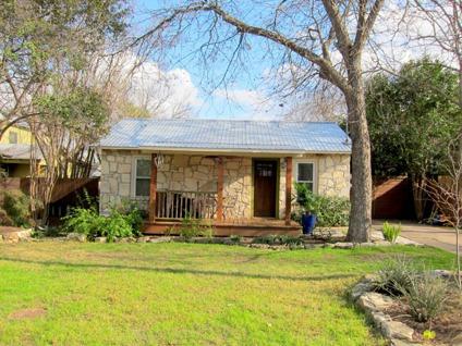 $395,000
Charming updated Zilker bungalow with a backyard oasis