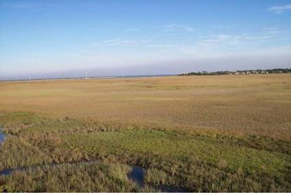$399,000
Saint Simons Island, This beautiful marsh front lot is one