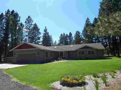 $399,000
Sisters 3BR 3.5BA, Borders National Forest with easy access