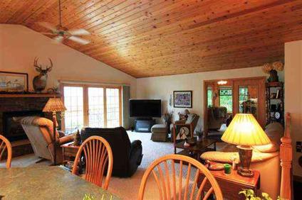 $399,900
Waverly 3BR, Awesome Acreage! This rare opportunity offers