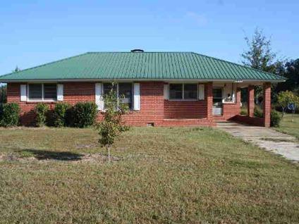 $39,900
Cottondale 3BR 1BA, Brick home on large 1.58 ac lot on