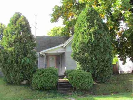 $39,900
Kokomo 2BR 2BA, THIS HOME FEATURES A SMALL LIVING AREA IN
