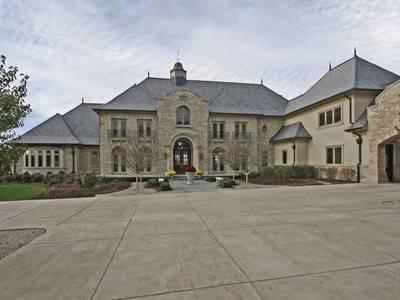 $3,750,000
Absolutely stunning country estate!