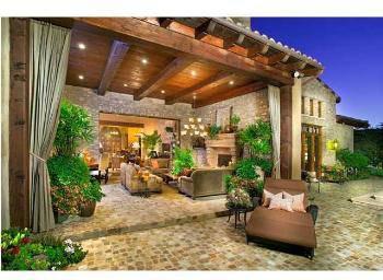 $3,750,000
Rancho Santa Fe 5BR 6.5BA, Built in 2007, this exquisite
