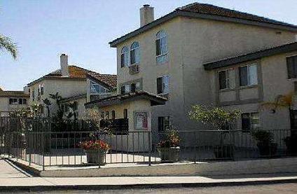 $40,000
Paramount 1BR 1BA, Foreclosure Condo in On the market now is
