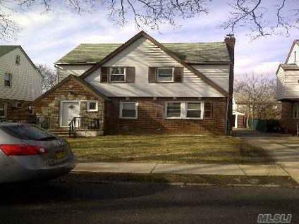$410,000
Cambria Heights 3BR 2BA, THIS LOVELY HOME FEATURES A