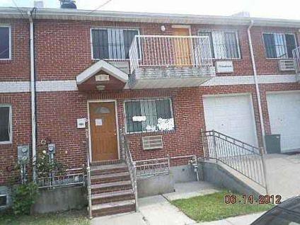 $414,900
Beautiful home with 3 bedrooms and 2 bathrooms in Queens