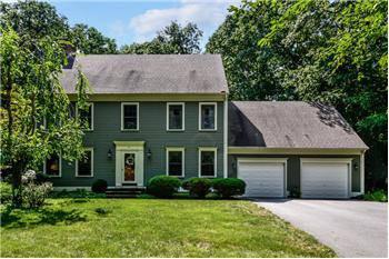 $419,900
Sought After Neighborhood for this Reproduction Colonial!