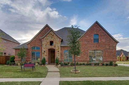 $423,900
Flower Mound, Stunning 1.5 story offering 4 bedrooms & 3