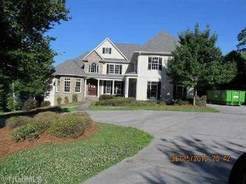 $425,000
Lexington 5BR 5BA, This bank owned house is loaded with nice