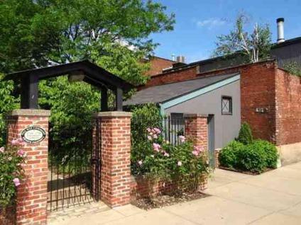 $425,000
South Side
