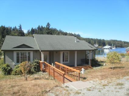 $425,000
Waterfront Home in Lakebay