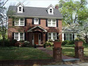 $429,000
Columbia 4BR 3.5BA, STUNNING HOME ON LARGE CORNER LOT IN THE