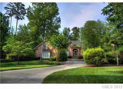 $429,600
New London 4BR 3.5BA, Relax and Renew in this Spacious Golf