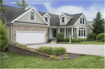 $439,900
Great Buy In Woods Edge of Chagrin Falls