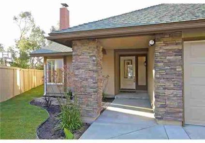$439,900
WELCOME HOME TO LA MESA...This is a crisp, clean warm and happy home!