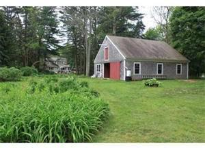 $449,000
Beautiful Antique w/Barn and over 5 Acres!