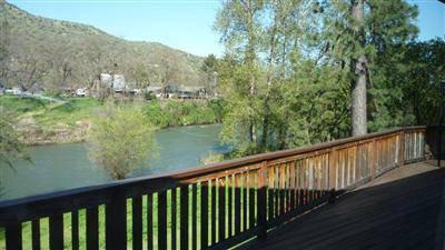 $449,000
Gold Hill 4BR 2.5BA, Fish & Live on the Rogue River!
