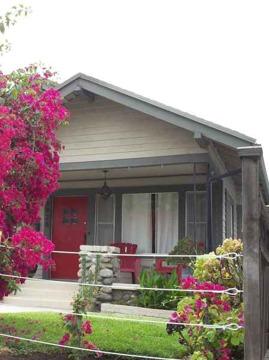 $449,000
Los Angeles 3BR 1BA, This beautifully restored 1910