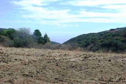 $449,000
Malibu, 1.18 acre property with huge graded flat building