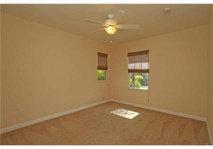 $449,000
Palm Beach Gardens 3BR 2.5BA, Like New with Upgrades Galore.