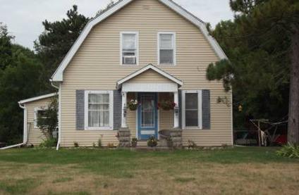 $44,900
Fowlerville 1BA, Close to schools and shopping for this 3