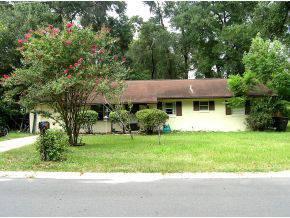 $44,900
Ocala, WOW! 5 BEDROOMS IN THE CITY LIMITS! ALL A/B SCHOOLS!