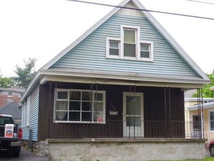$44,900
Utica 3BR 1.5BA, Nice Bungalow with updated furnace