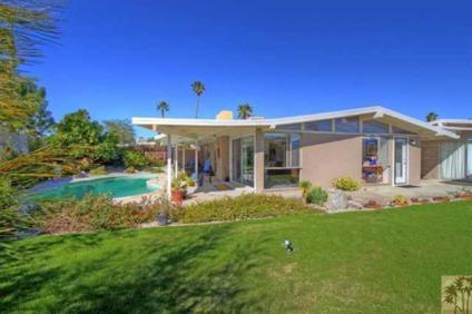 $459,000
Mid Century Modern Home, completely updated while maintaining