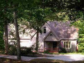 $459,000
REDUCED!Lake Hartwell WF home w/open floor pl...